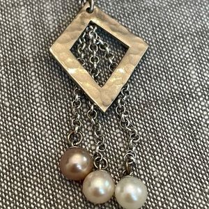 Vantel Pearls necklace